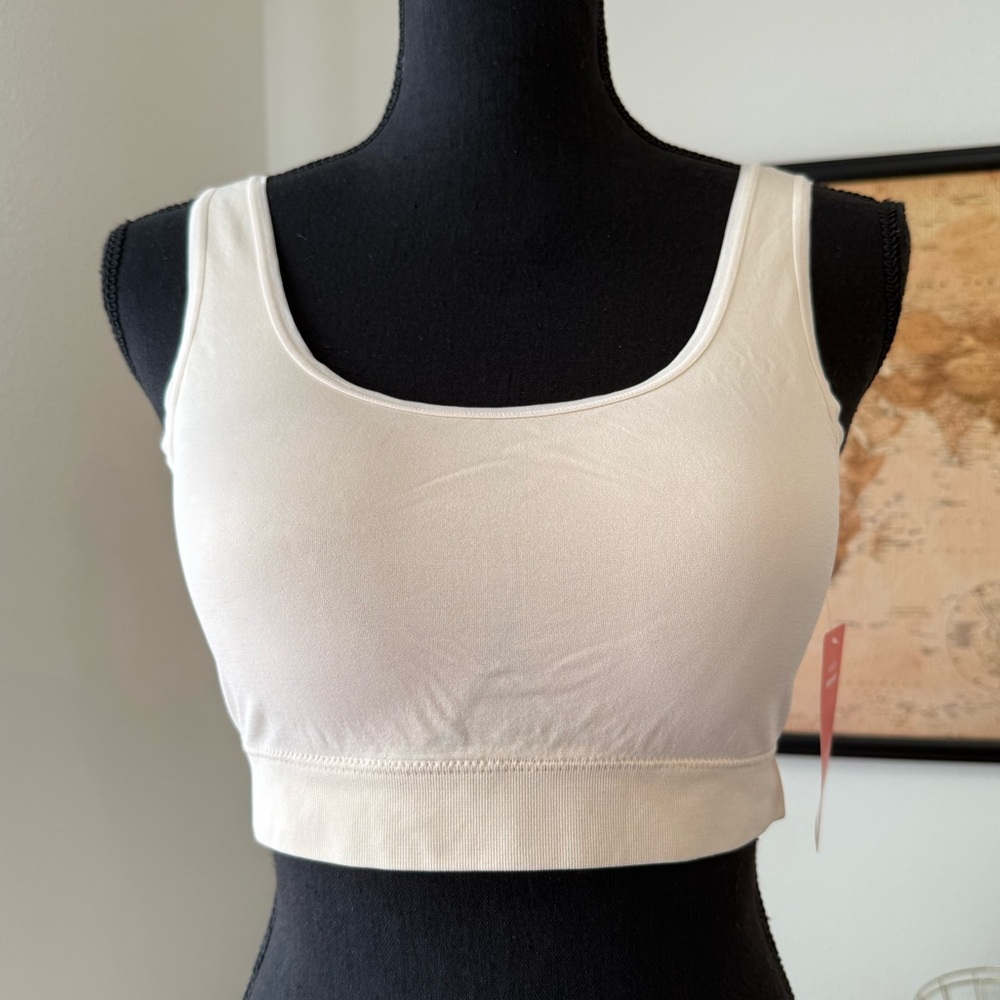 Yummie shapewear nylon scoop neck bra 1X 2X